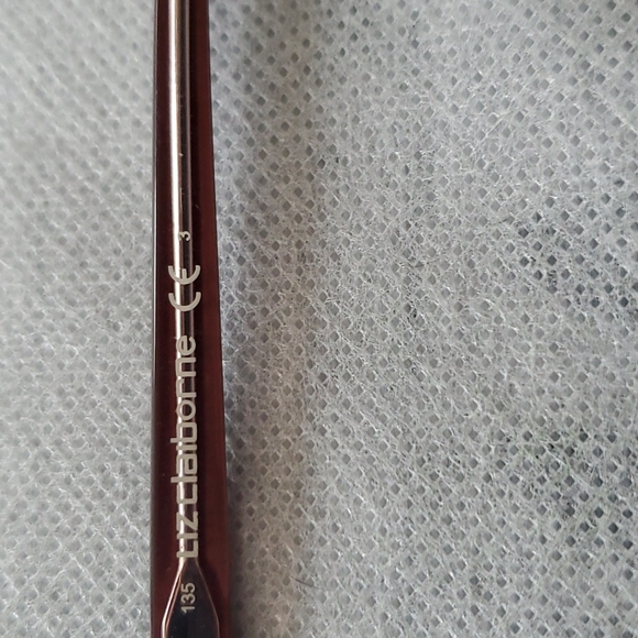 Sunglasses - Picture 4 of 7